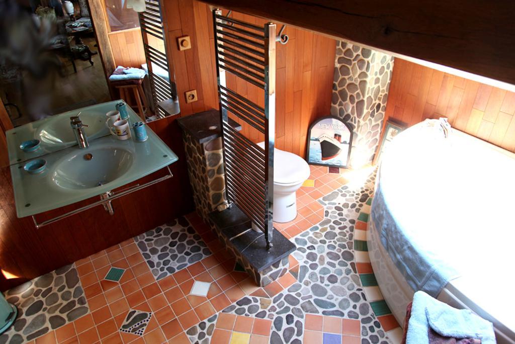 Avesnes-sur-Helpe La Citadelle D'Hututu B&B 객실 사진